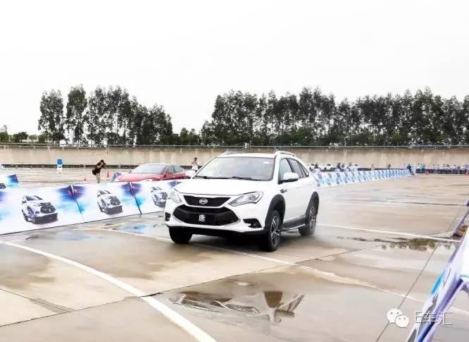 这是全世界加速最快的10款电动汽车！