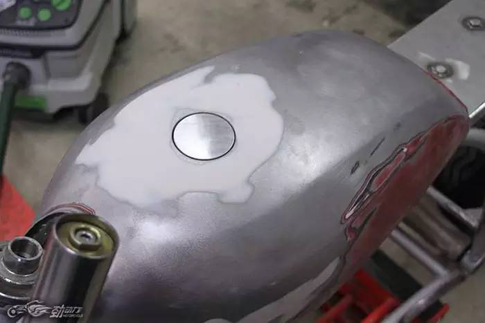 大叔变身小清新——海外改装宝马R80