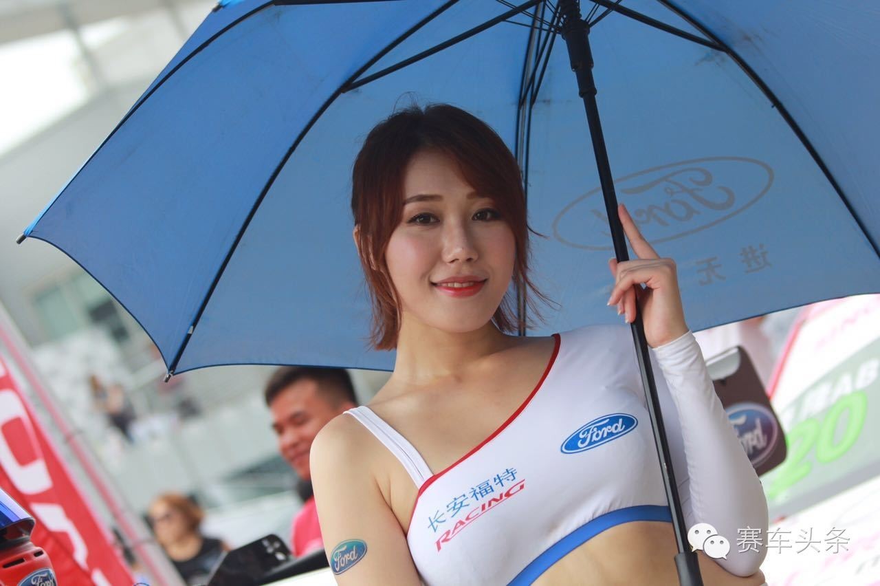 还有美女车手 CTCC韩国站极速视觉秀