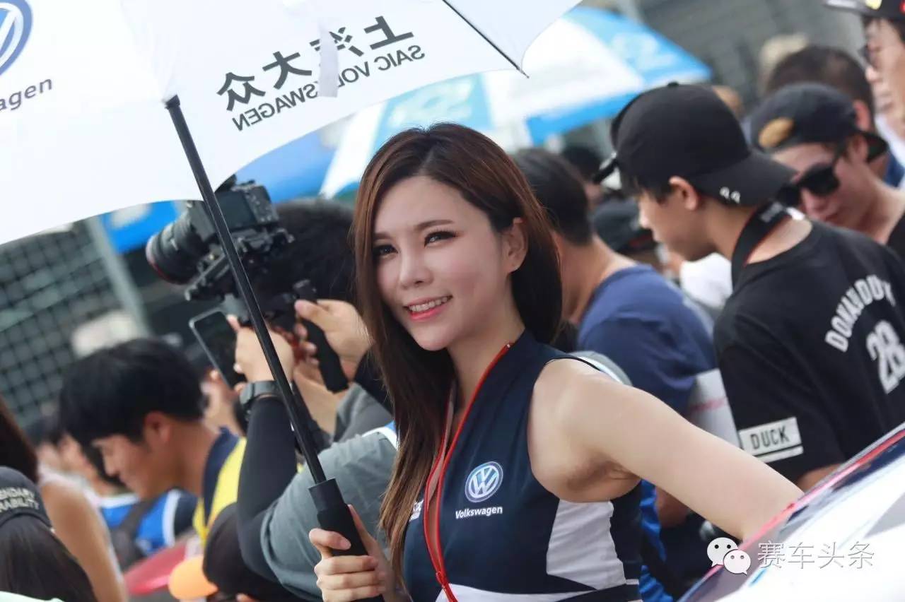 还有美女车手 CTCC韩国站极速视觉秀