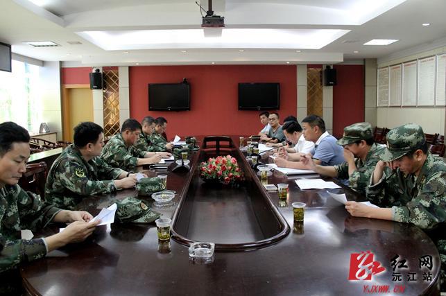 自卫,武警湖南总队副参谋长谢正强来沅调研武警官兵参战沅江防汛工作