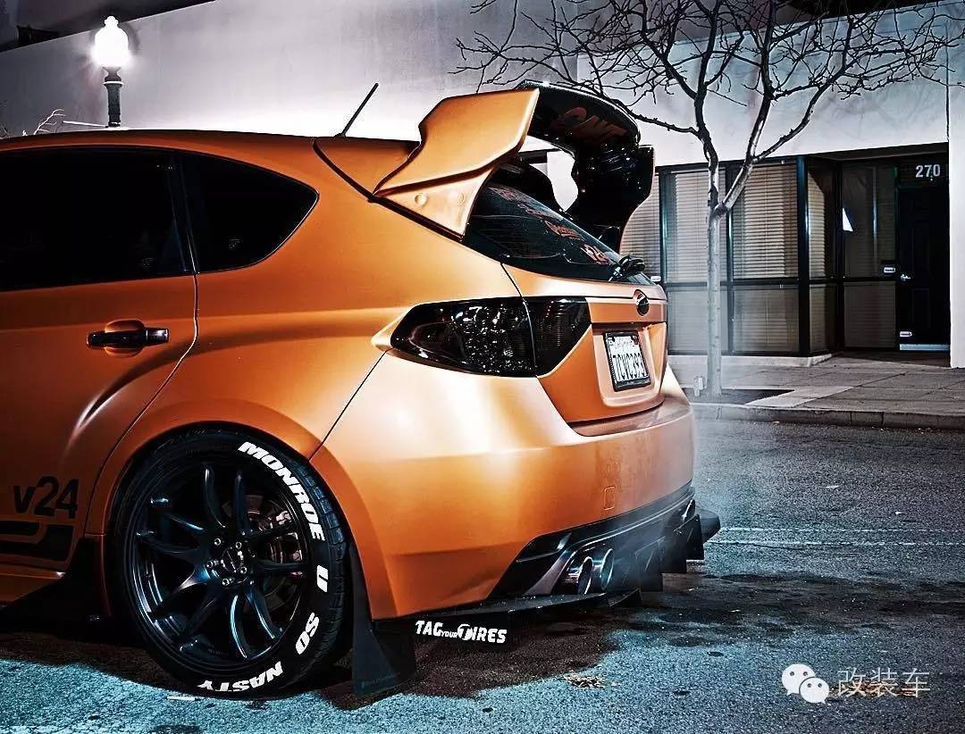 金光闪闪的战斗豹子 改装成这样你给几分