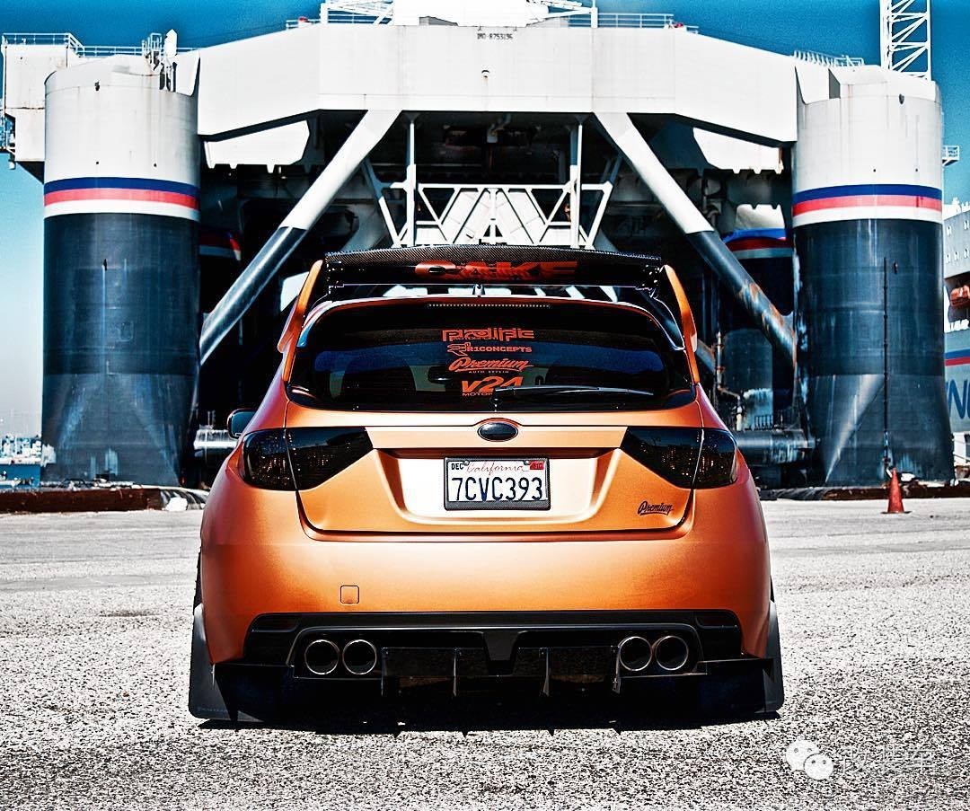 金光闪闪的战斗豹子 改装成这样你给几分