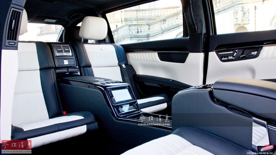 点击图片进入下一页低调奢华的奔驰s600 guard内饰.