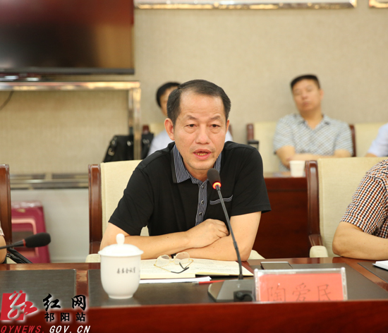 周新辉政治过硬为第一要务执政为民为第一要求