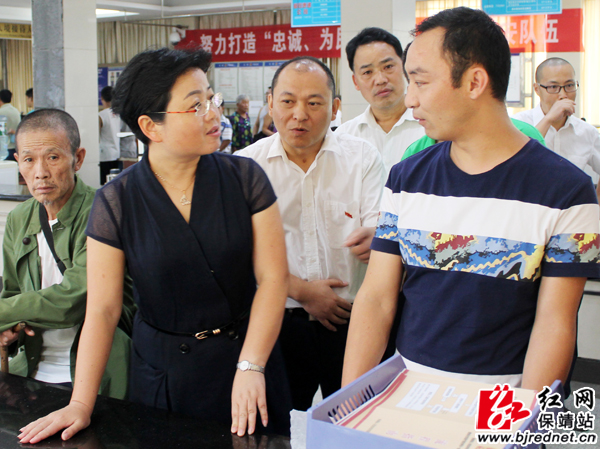 保靖县精准扶贫医疗救助帮扶一站式服务窗口正式启用