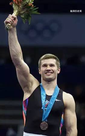 这样就可以压倒李小双.