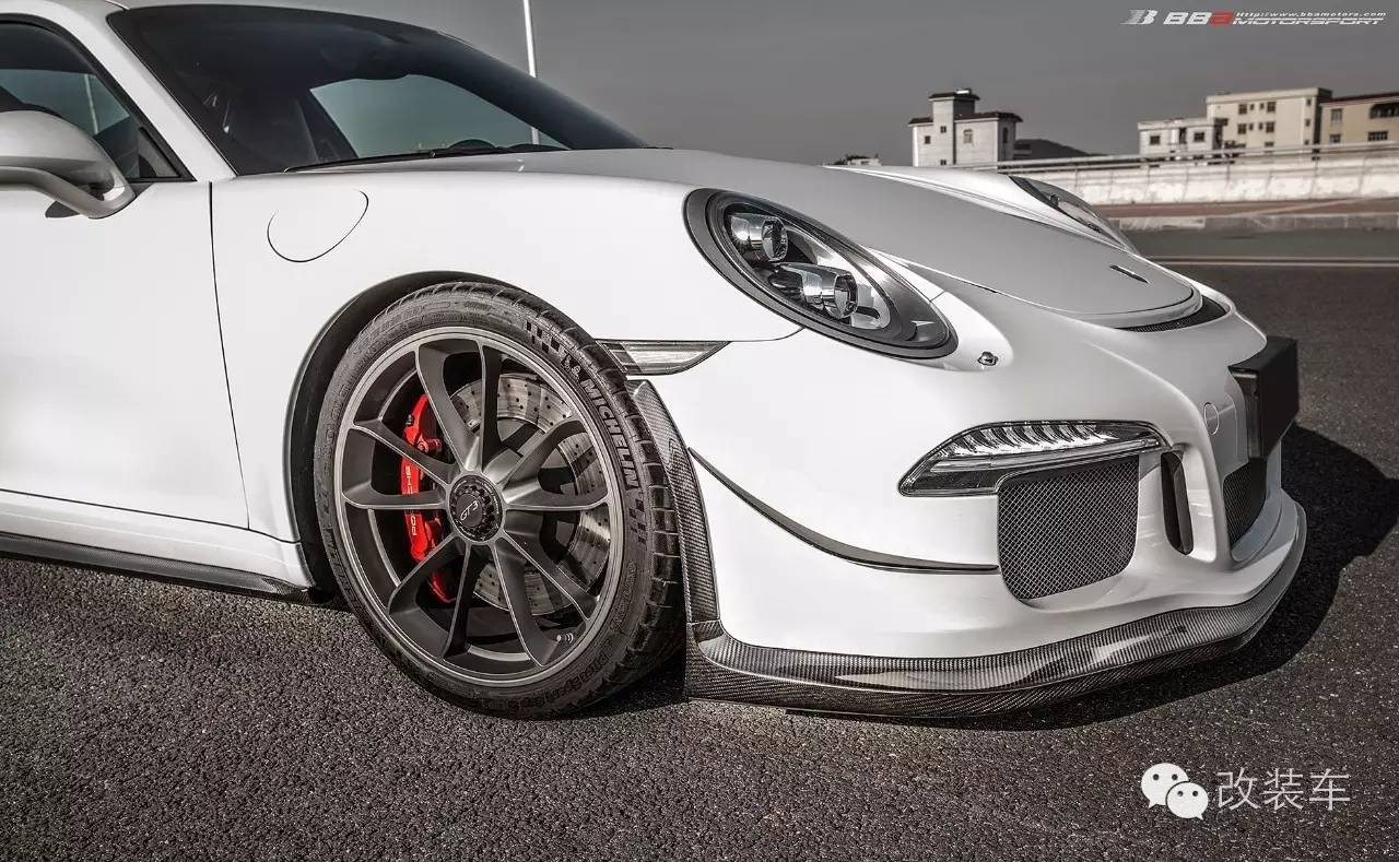 合法上路的赛车 保时捷911 GT3改装案例