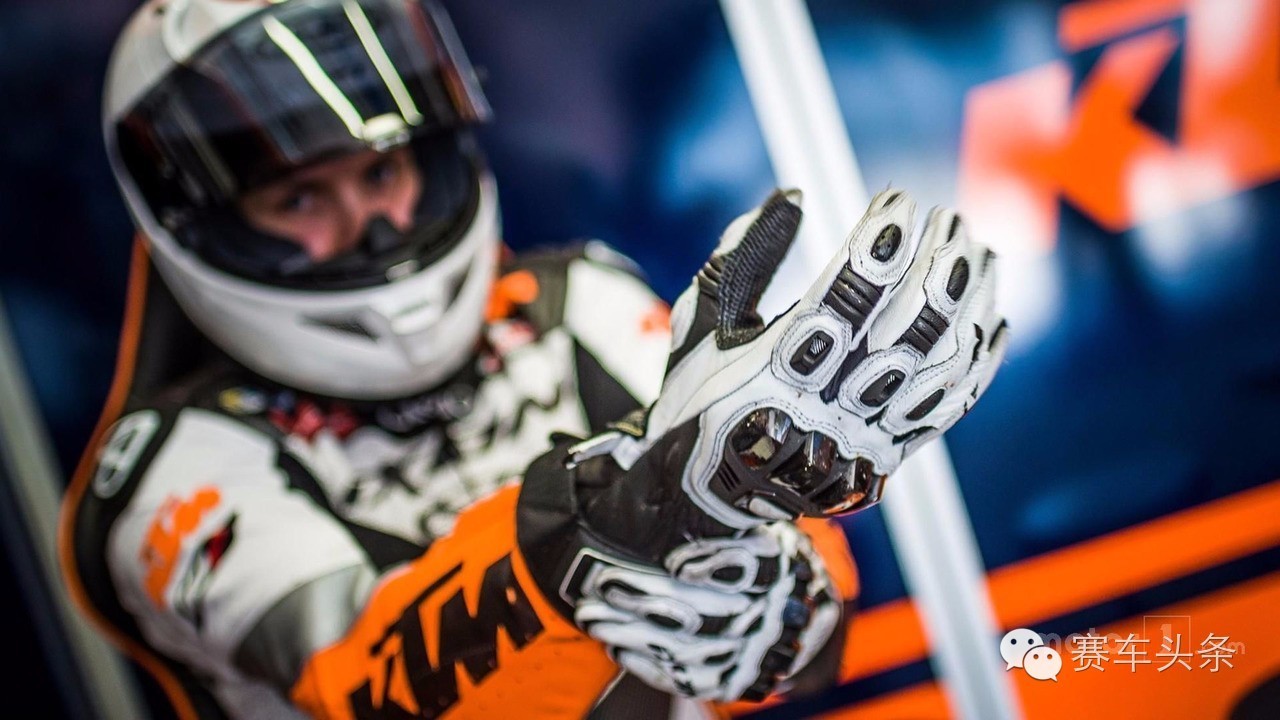 KTM官方发布2017赛季MotoGP战车