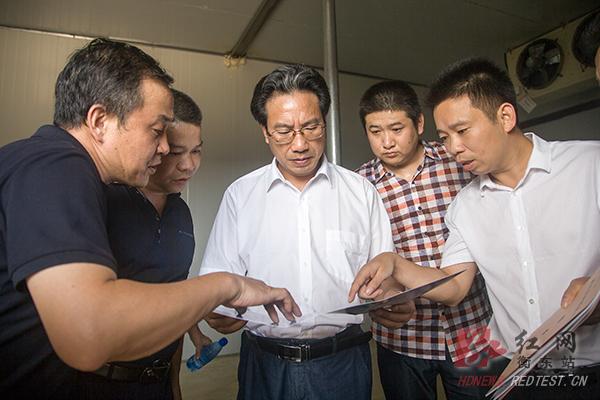衡东县委书记吴伟生乡镇调研:朝着振兴的目标迈进|县委书记|工作