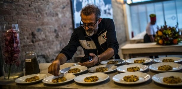 利用奥运村的废弃食材,名厨们给流浪汉做大餐