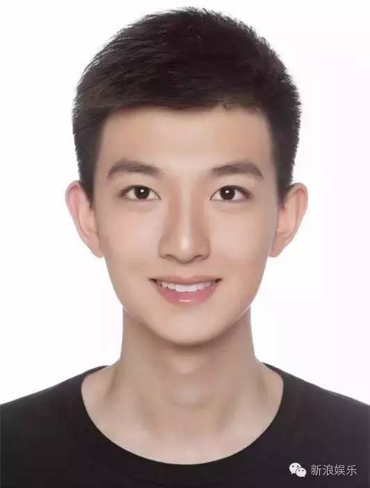 明日之星关晓彤张雪迎的同学都是高颜值