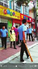 山东城管打砸小店