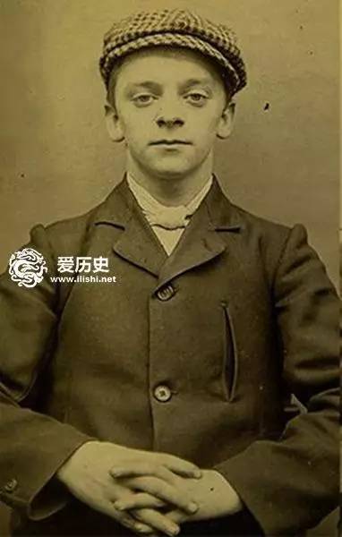 英国史上最时尚的黑帮 伯明翰剃刀党的真实照片