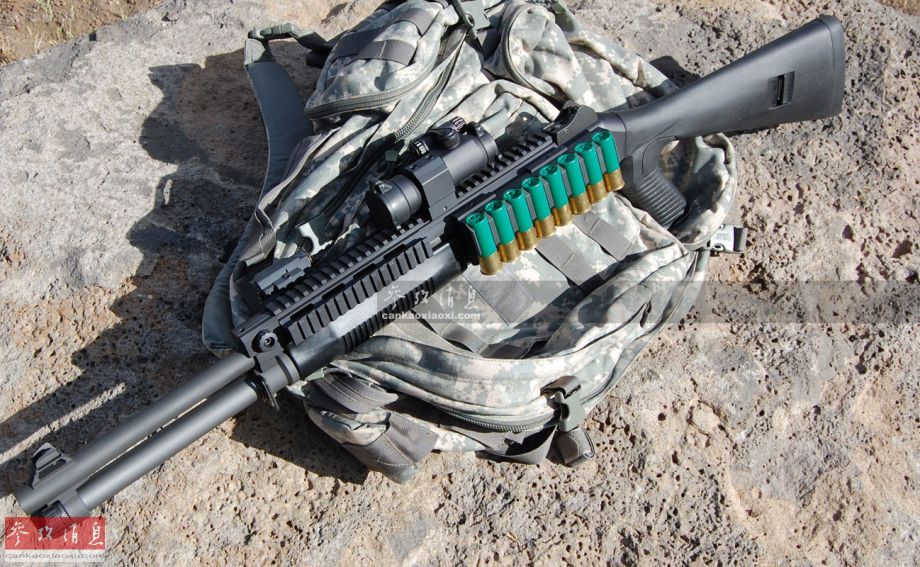 美国莫斯伯格500霰弹枪,弹仓容量5至8发.