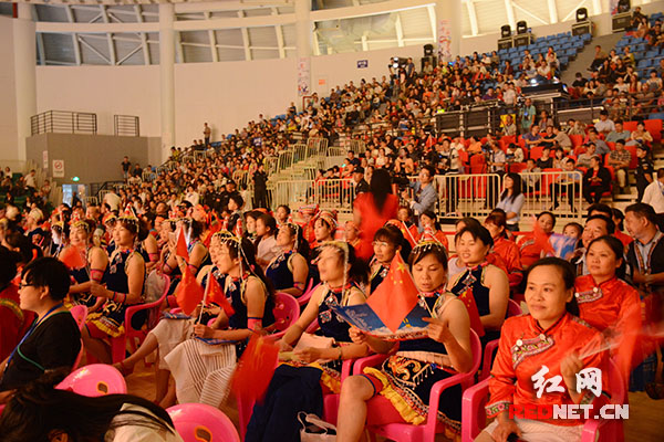 联通全国一家亲套餐 春秋航空国内低成本航空如何运行