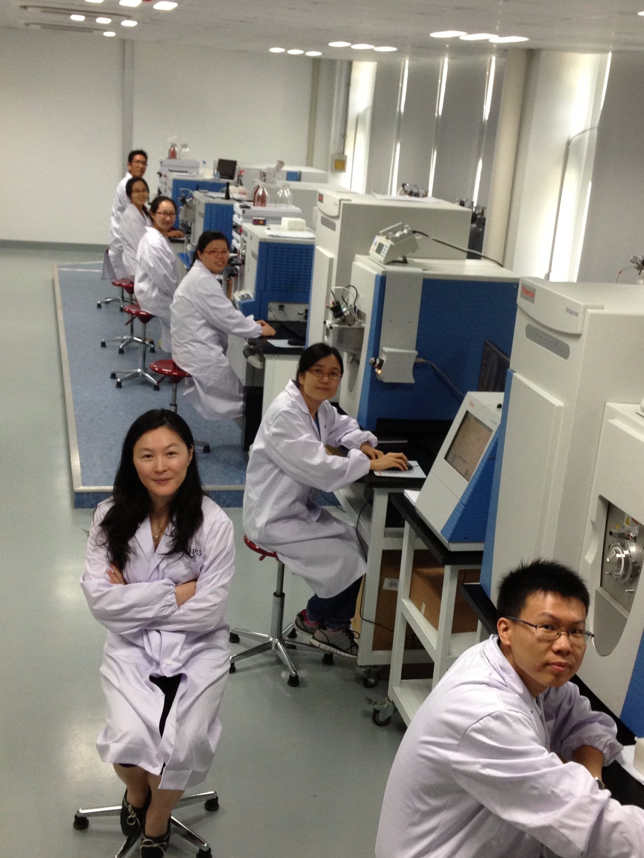 爱飙车的非典型女科学家黄超兰:像玩车一样玩质谱 | 女科学家去哪儿了