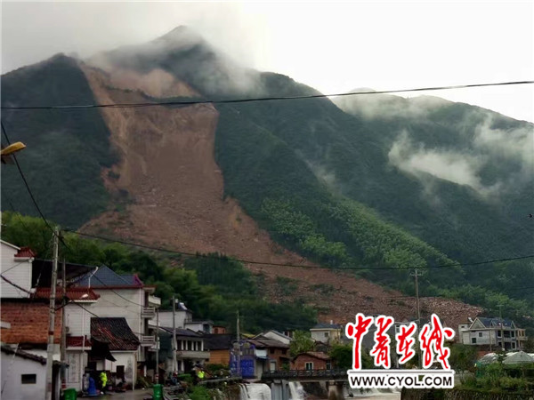 苏村滑坡图片