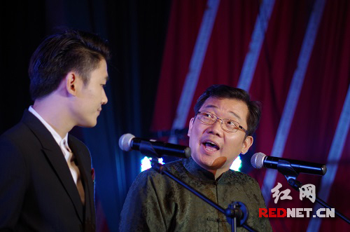 湖南省"笑满三湘"文艺晚会送欢笑到南华大学