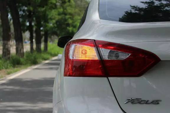 国庆自驾出游 不要忘记做这些事