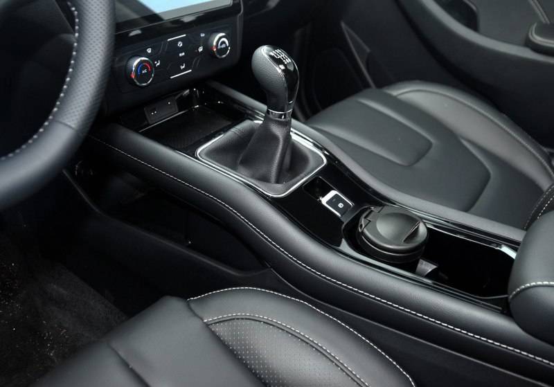 这些大空间7座中型SUV10万落地