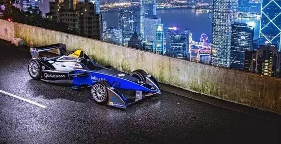 香港中环飙车 这些电动车很大胆