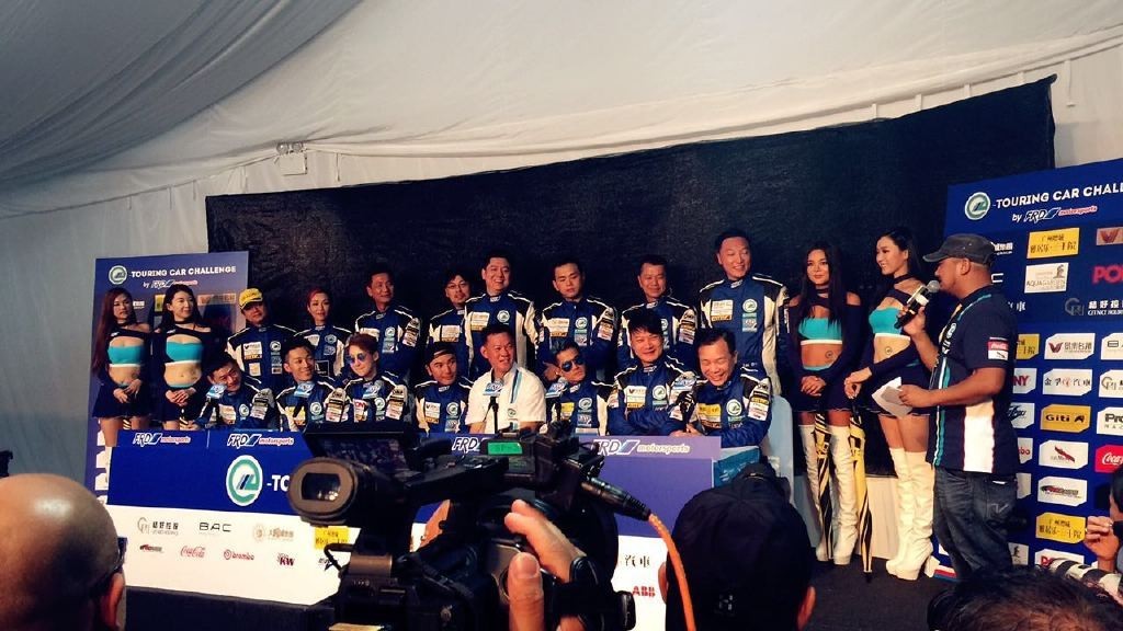 香港中环飙车 这些电动车很大胆