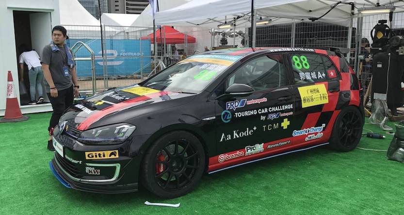 香港中环飙车 这些电动车很大胆