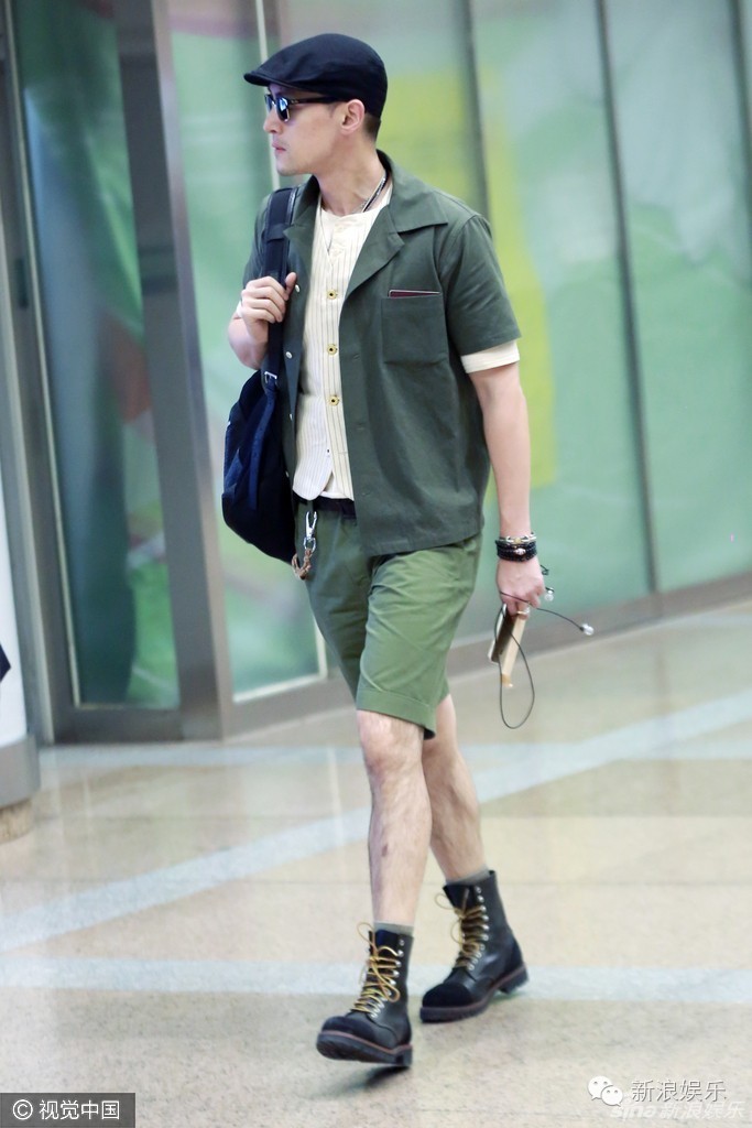 胡歌的腿毛太抢镜不愧贵圈十大杀器之一