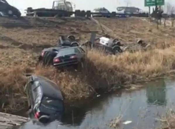 高速上最怕五种人 要保命一定要躲的远点！