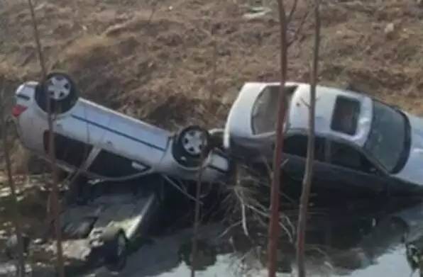 高速上最怕五种人 要保命一定要躲的远点！