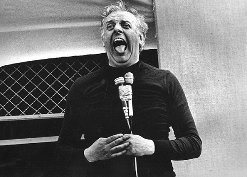 诺贝尔文学奖得主达里奥·福去世,他用喜剧回应政治