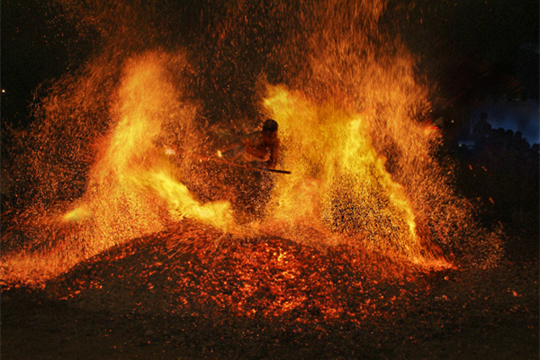家规文化地理双峰挹秀写风流