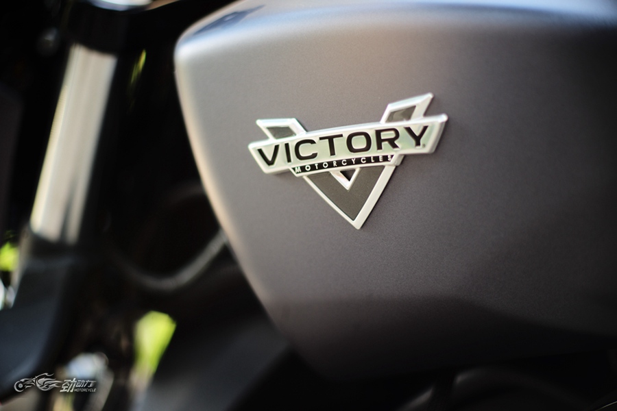 突击手 不屈不挠的硬朗范儿