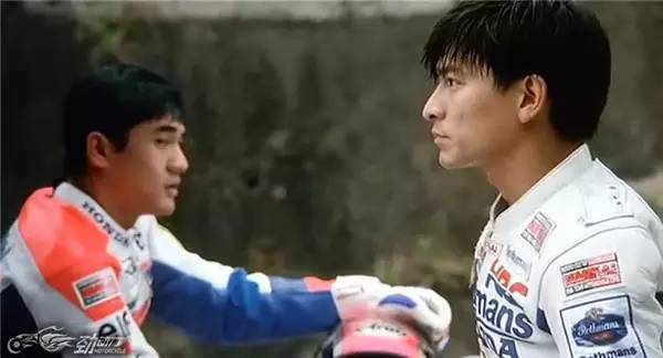 那些陪我们一起长大的港产摩托车影片