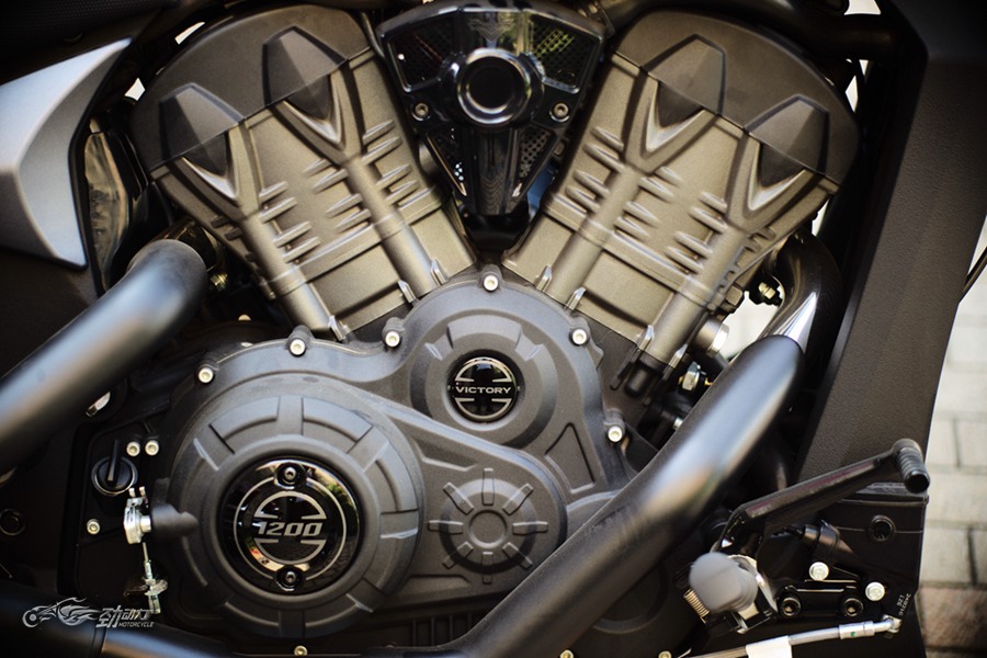 突击手 不屈不挠的硬朗范儿