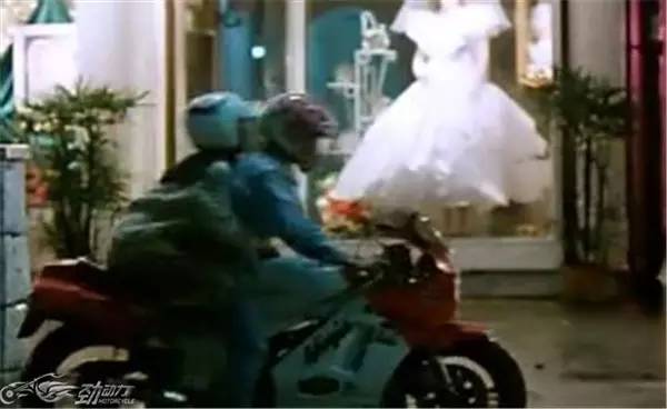 那些陪我们一起长大的港产摩托车影片