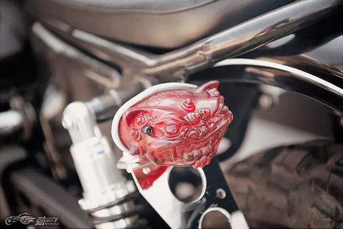 海外改装赏析：Brat Style的雅马哈SCR950