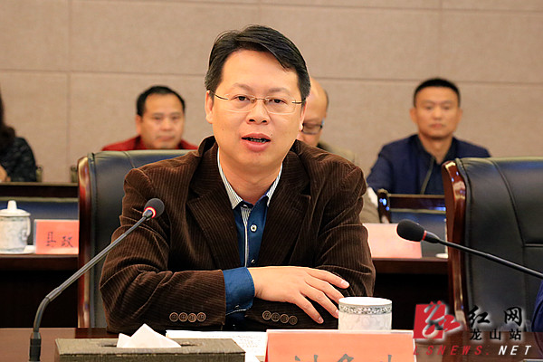 湖南省湘西州精准脱贫攻坚办常务副主任彭正刚讲话