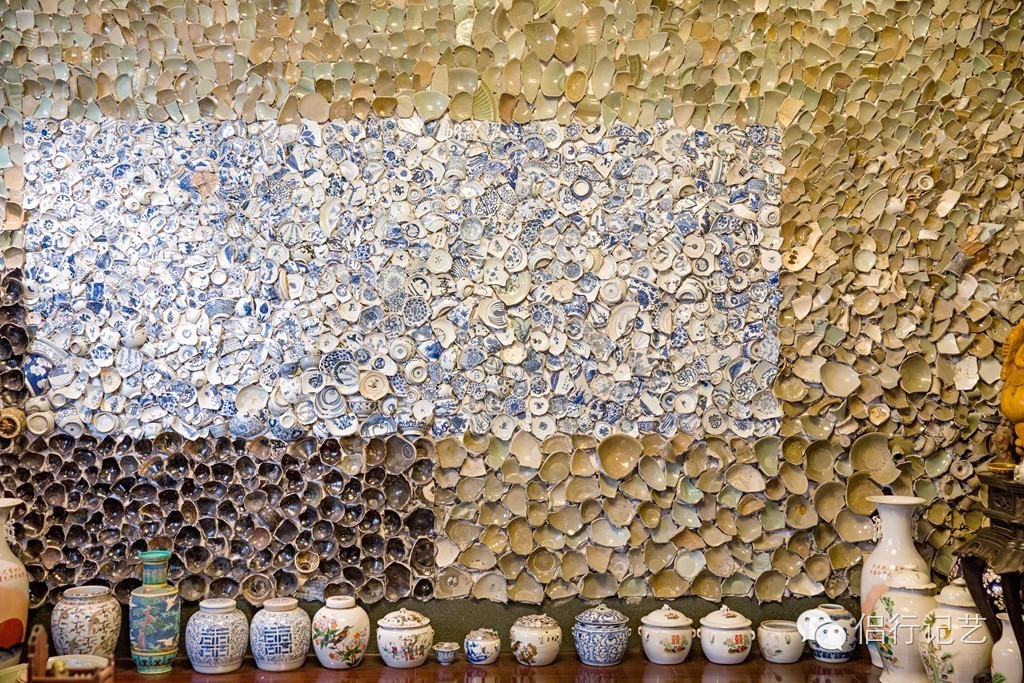 40岁出走,10年闹市筑园,古董做景,3万块老瓷片贴