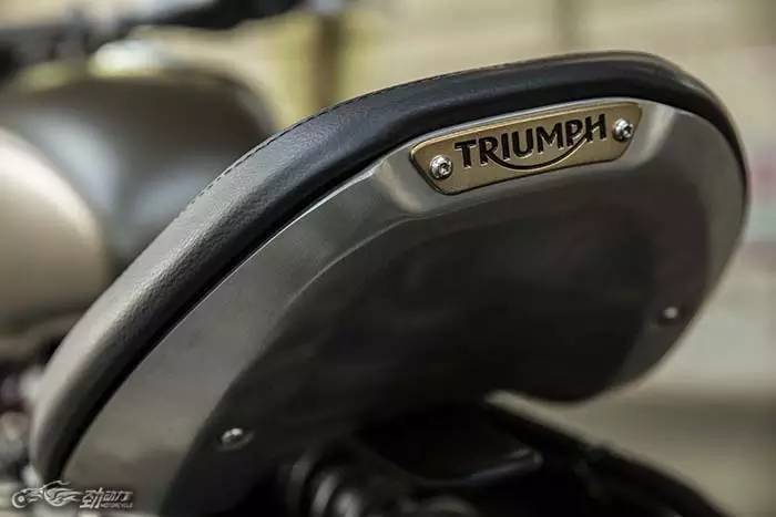 趁热服下 可以解毒 凯旋新车