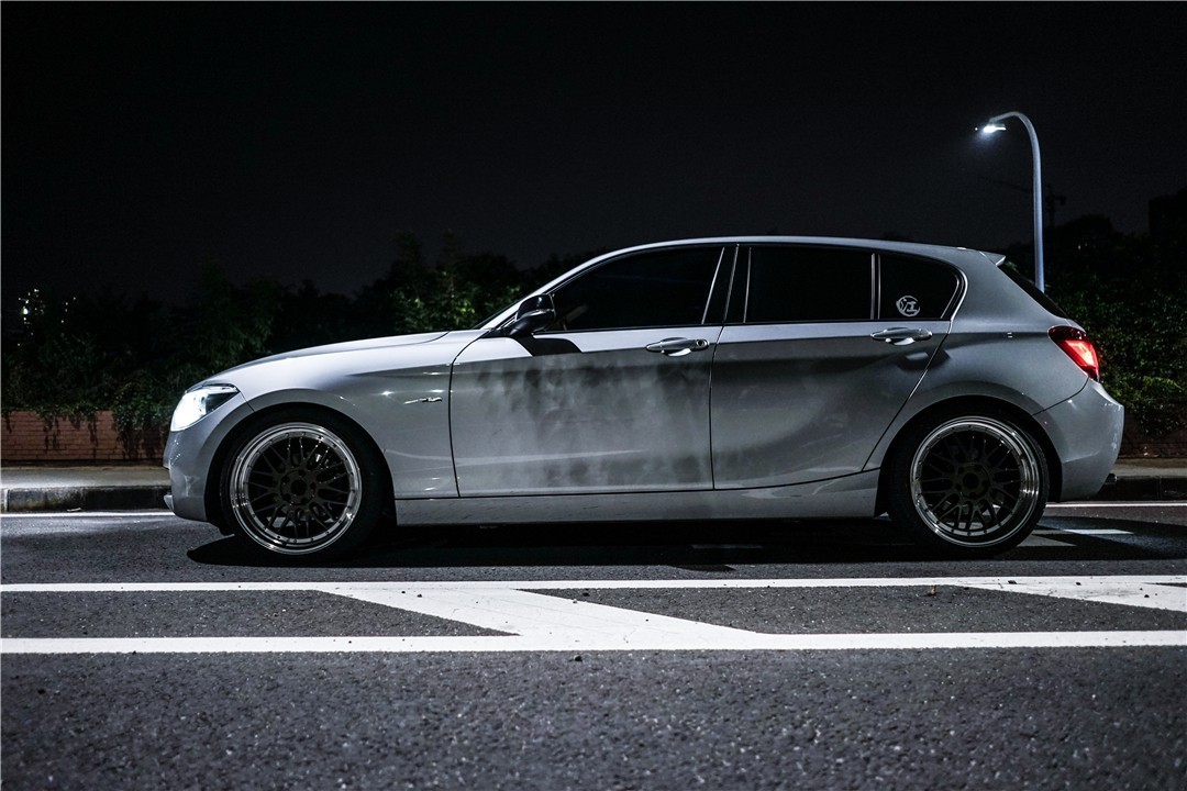 再小也是后驱宝马1系改装案例