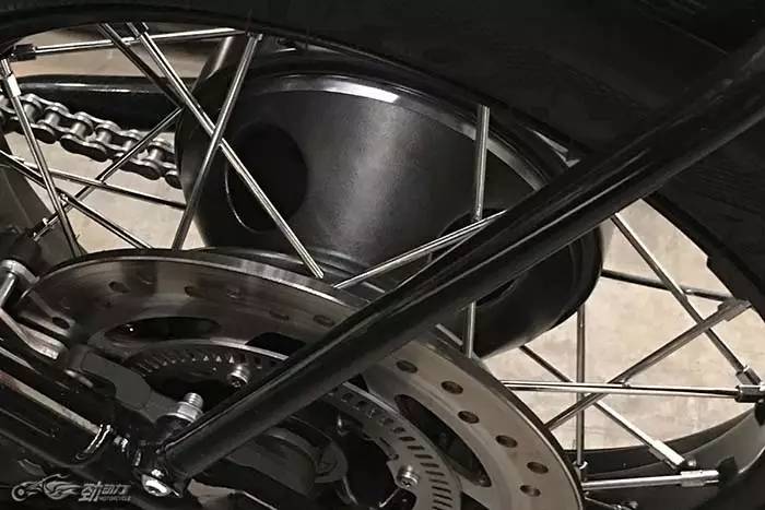 趁热服下 可以解毒 凯旋新车