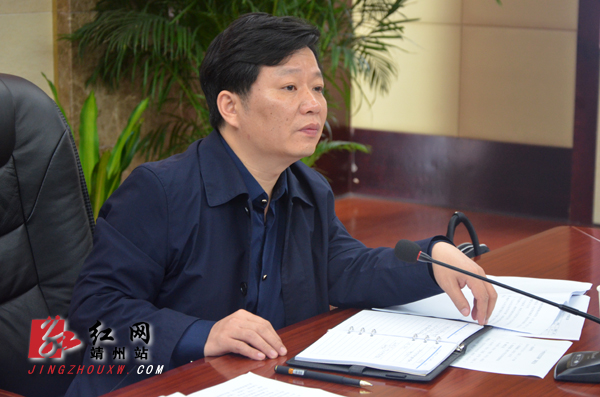靖州县委副书记,县长田连钊在会上讲话. 覃太培 摄