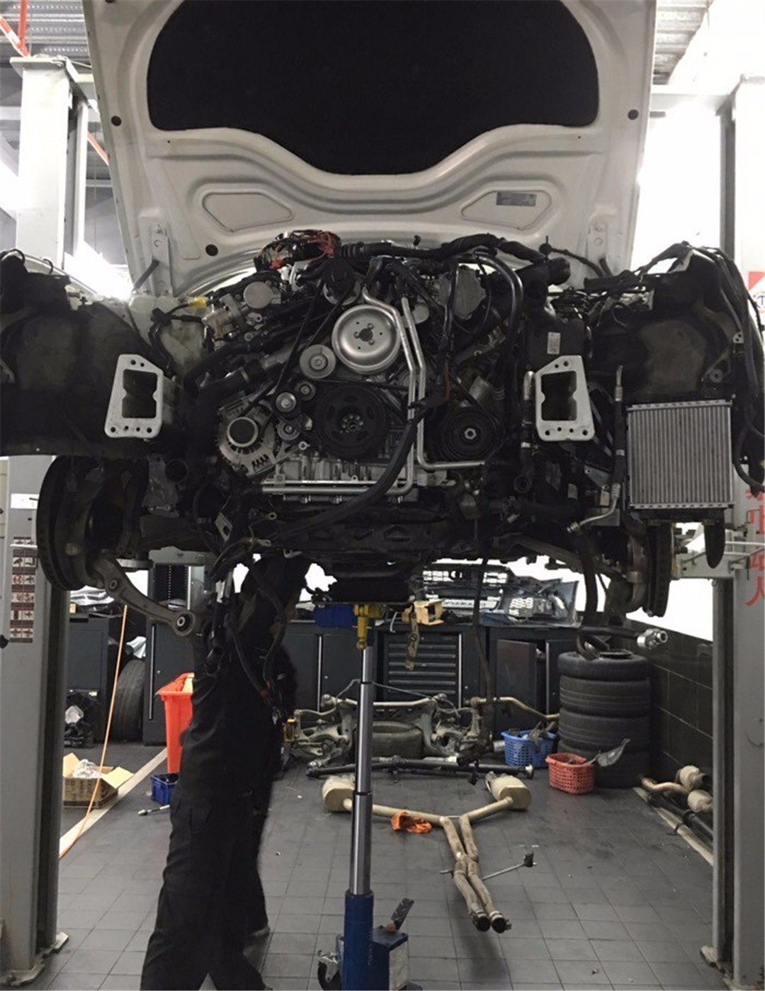 花50万改装奥迪A6L 大哥RS6看到后怂了