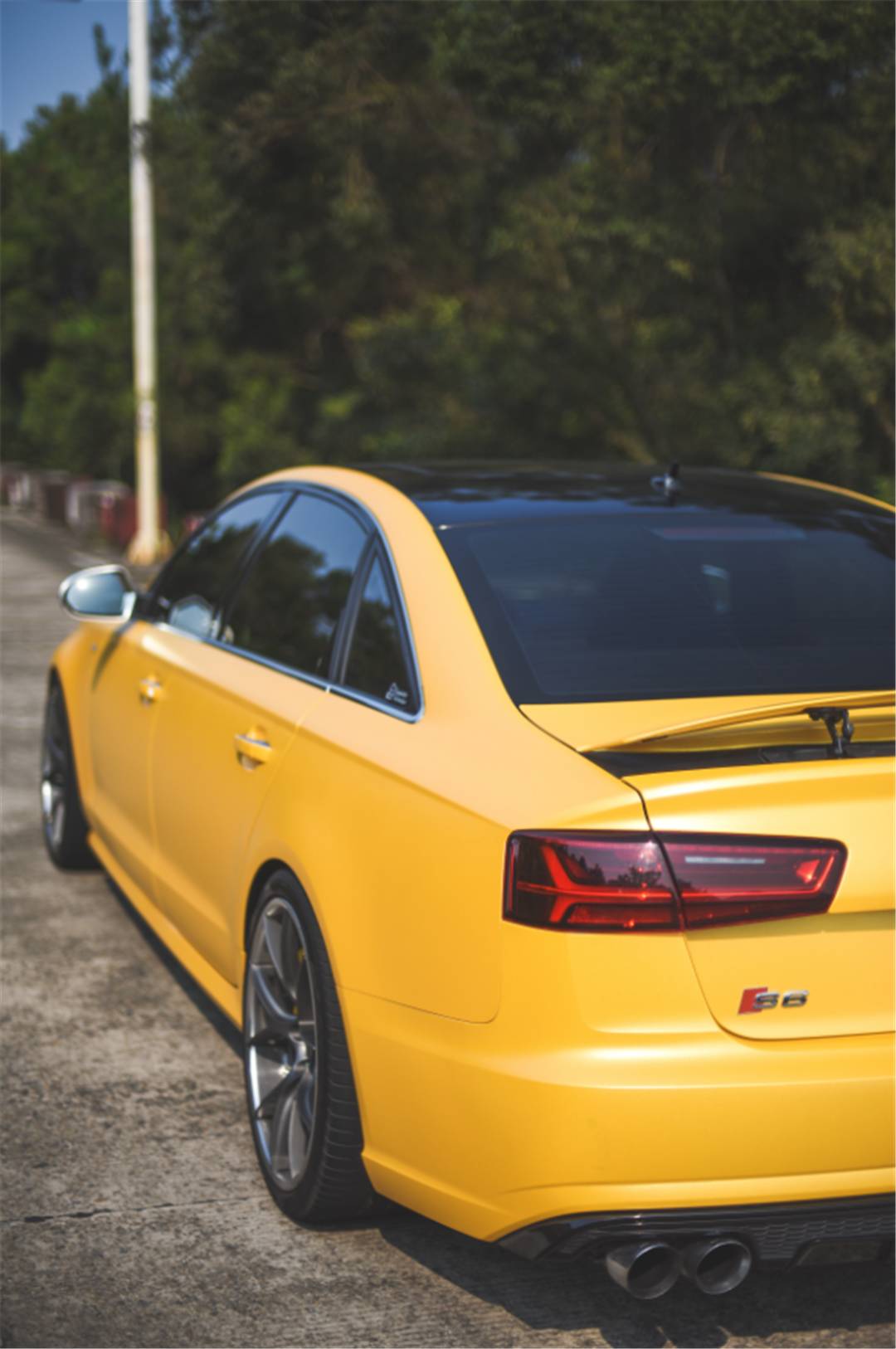 花50万改装奥迪A6L 大哥RS6看到后怂了