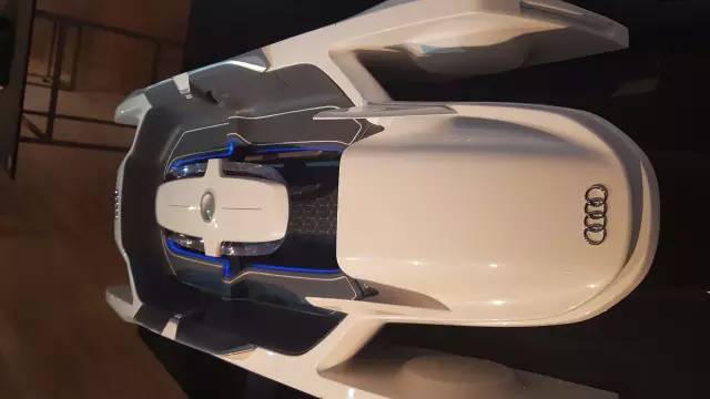 2016韩国弘益大学交通工具设计毕展欣赏