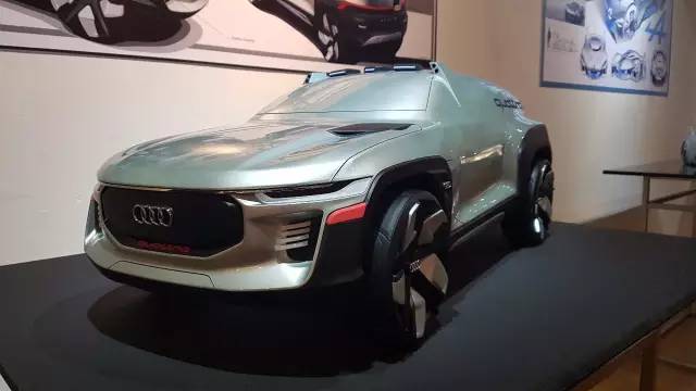 2016韩国弘益大学交通工具设计毕展欣赏