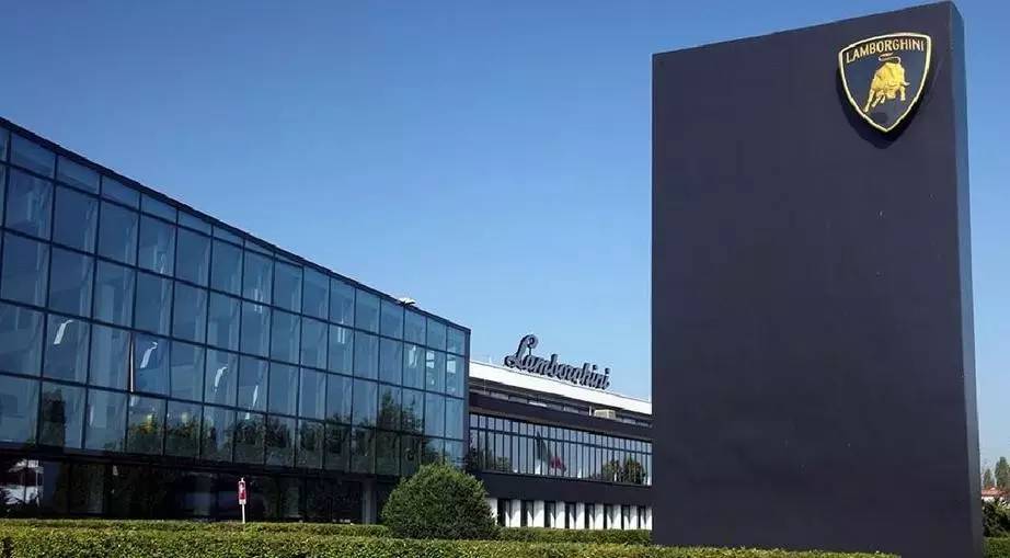 蛮牛战傲马 兰博基尼与法拉利的宿命对决