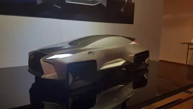 2016韩国弘益大学交通工具设计毕展欣赏